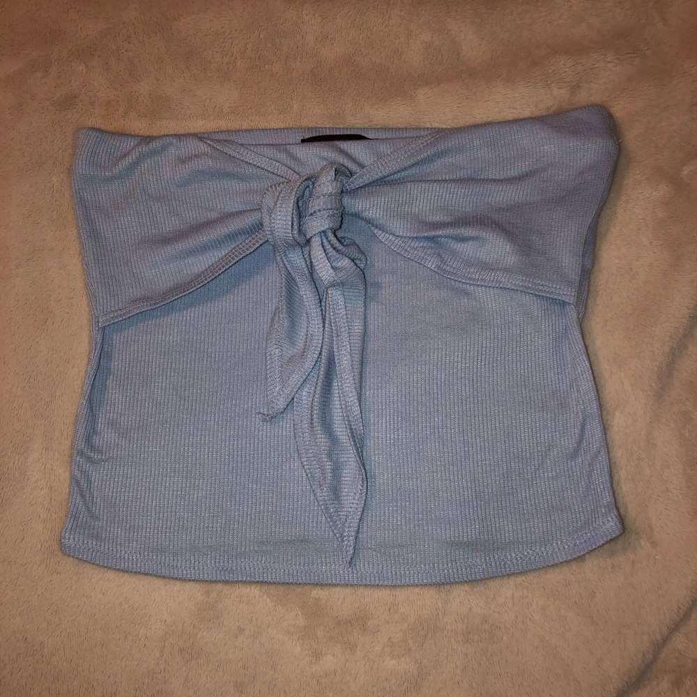 Strapless top